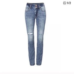 Cabi 4521 Cinch straight jeans